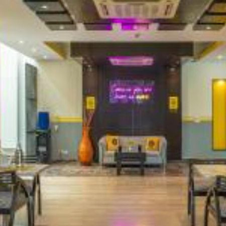 The Hosteller Delhi Нью-Делі Екстер'єр фото